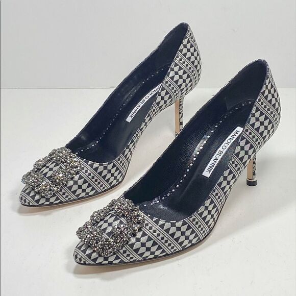 Manolo Blahnik Hangisi 70 Embellished Print Pumps - Picture 6 of 12